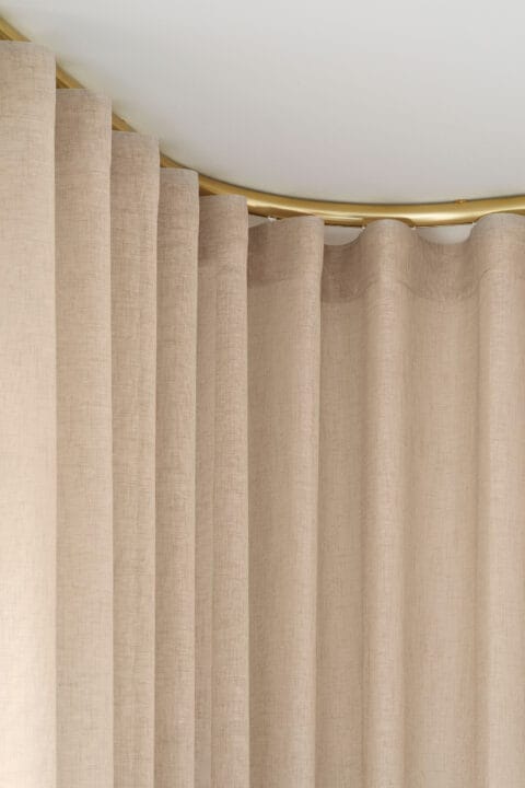 Gardinstænger til hjemmekontor